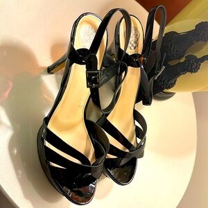 Vince camuto Sandals size 9